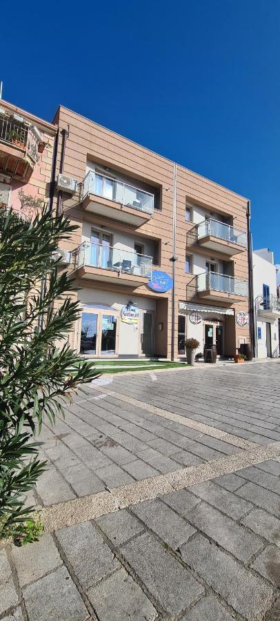 Belvedere Rent Rooms Campofelice Di Roccella Exterior foto